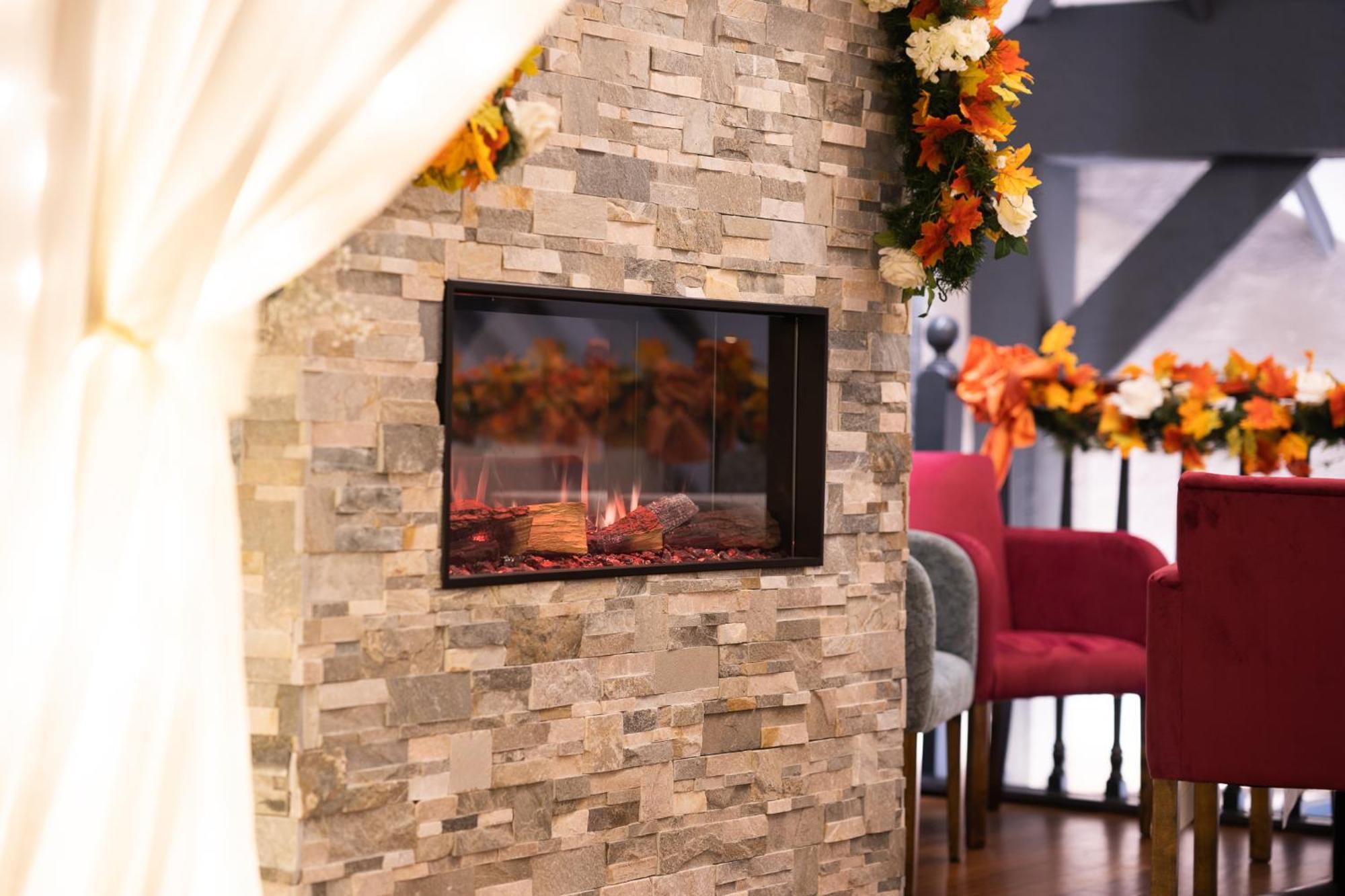 Hotel Bushtown &