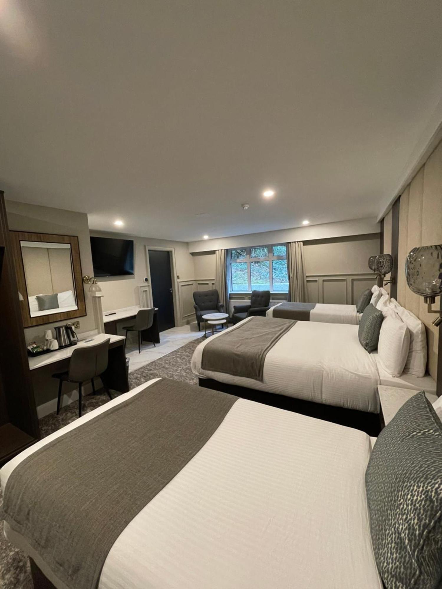Hotel Bushtown & Coleraine